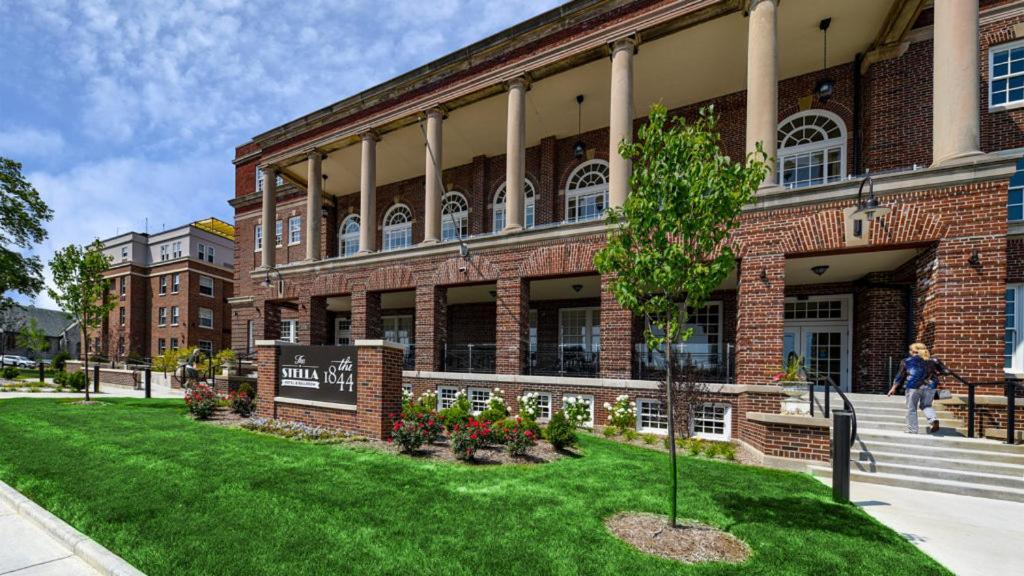 The Stella Hotel & Ballroom Kenosha Dış mekan fotoğraf