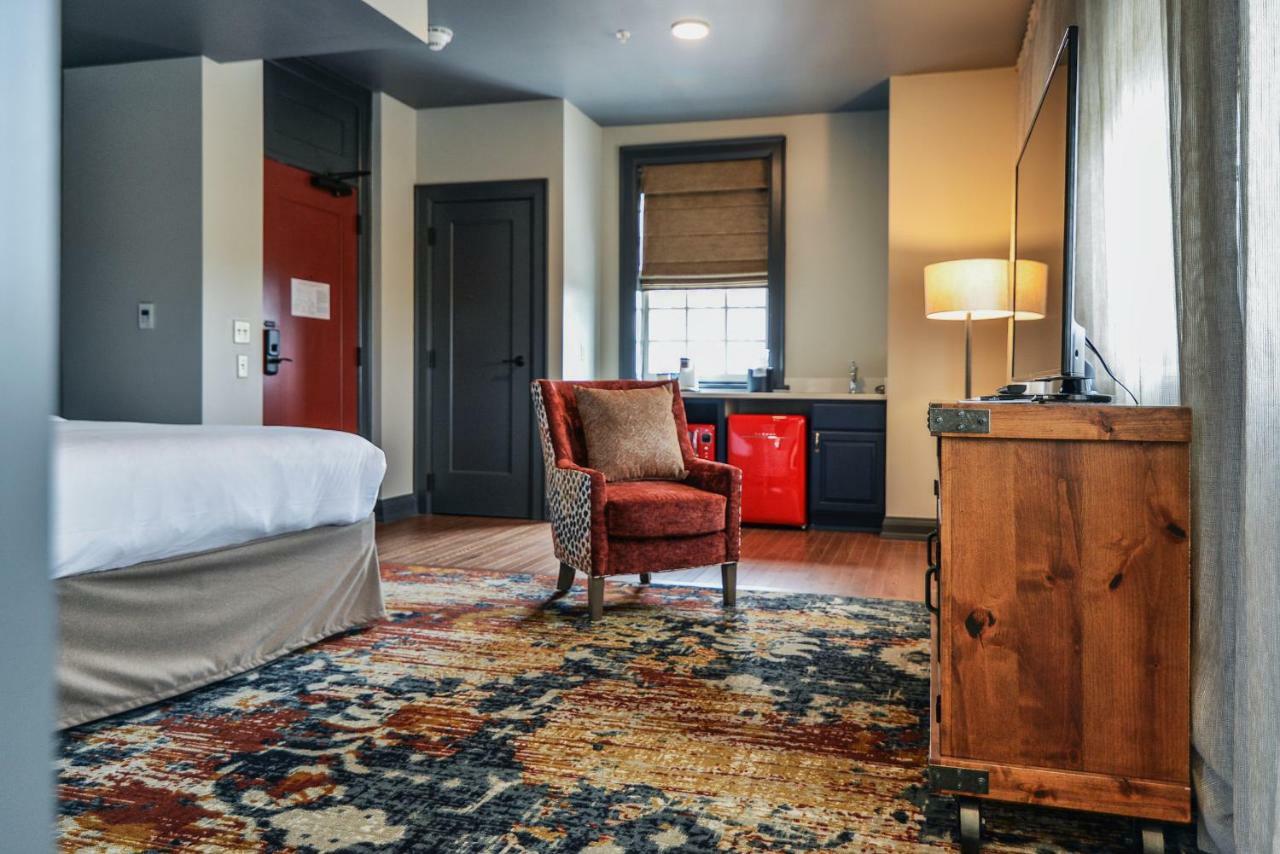 The Stella Hotel & Ballroom Kenosha Dış mekan fotoğraf