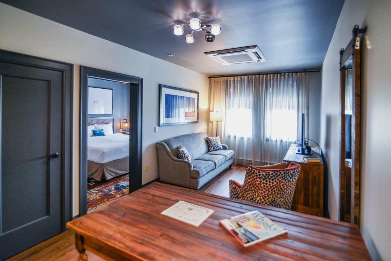 The Stella Hotel & Ballroom Kenosha Dış mekan fotoğraf